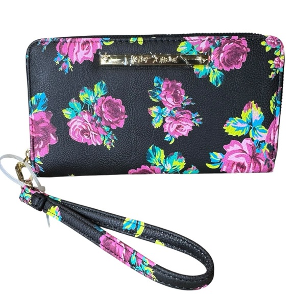 NWT Betsey Johnson Black Floral Zip Wristlet Wallet Size OS - Picture 1 of 12